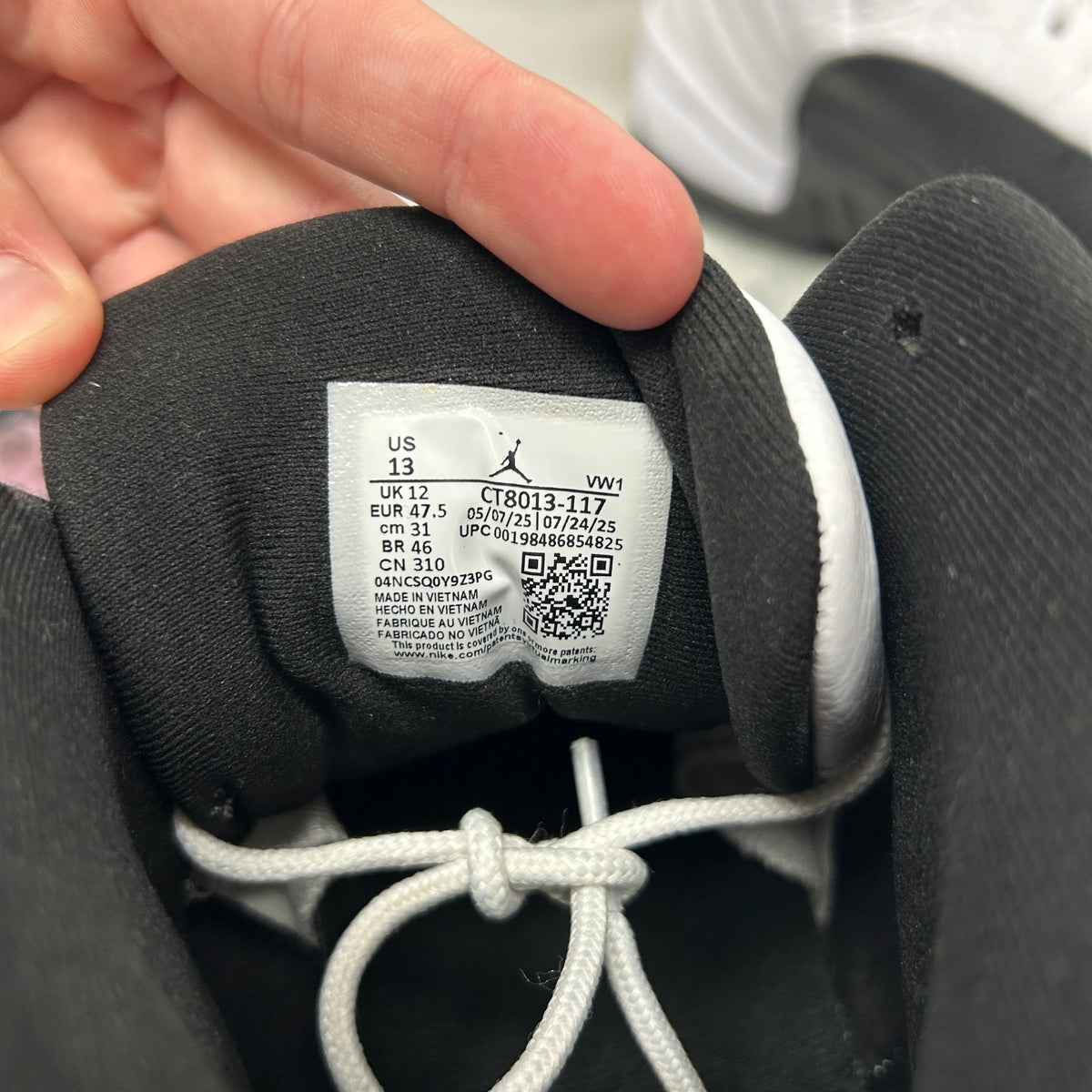 Jordan 12 Retro Taxi (2025) (USED)