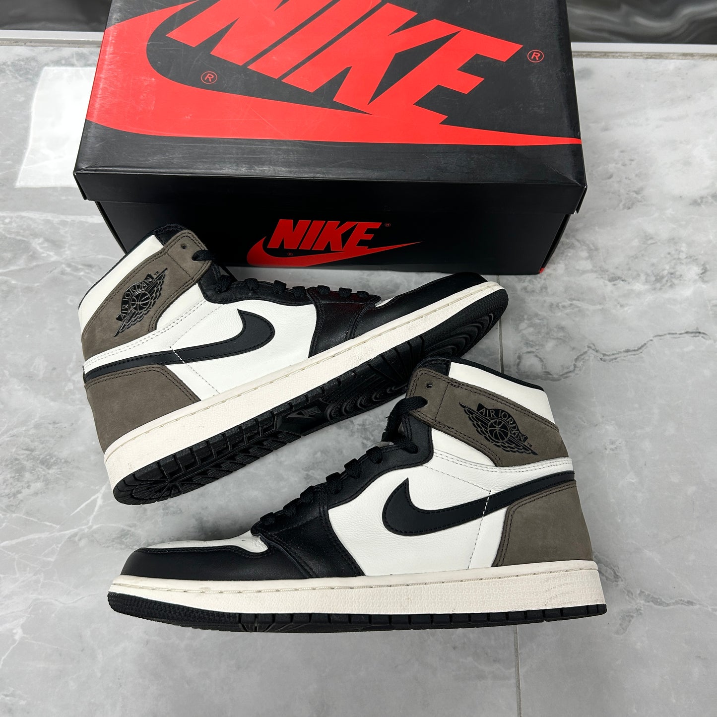 Jordan 1 Retro High Dark Mocha (USED)