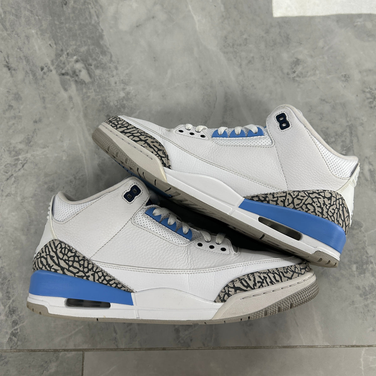 Jordan 3 Retro UNC (2020) - view 2