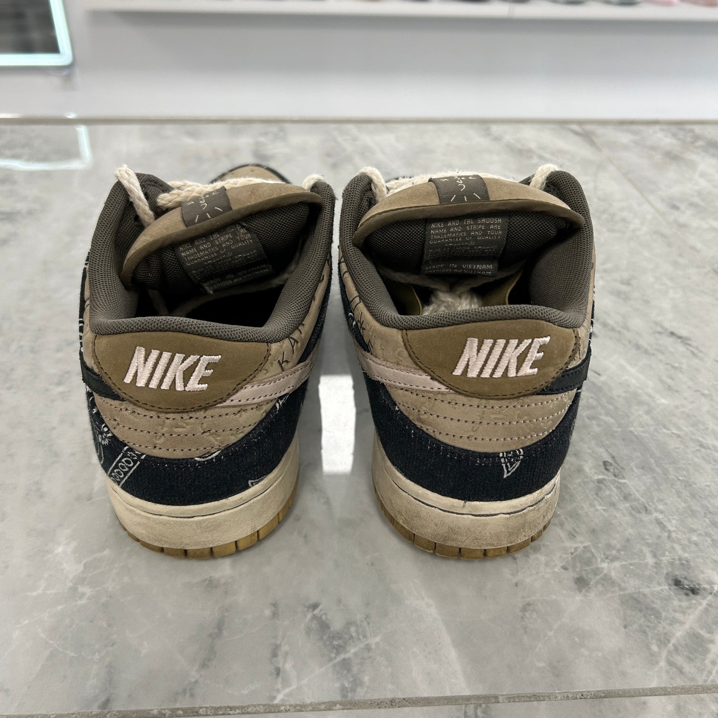 Nike SB Dunk Low Travis Scott (USED NO BOX)