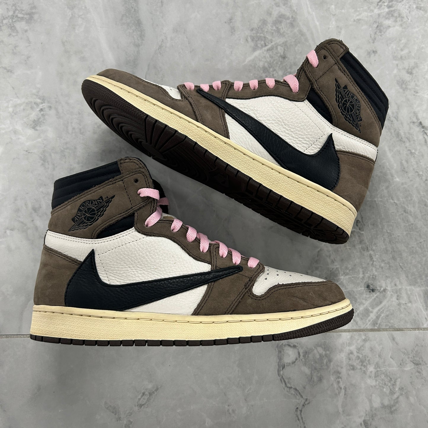 Travis Scott Jordan 1 Retro High OG Mocha (USED NO BOX)