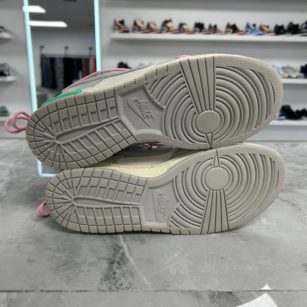 Nike Dunk Low Off-White Lot 9 - view 6
