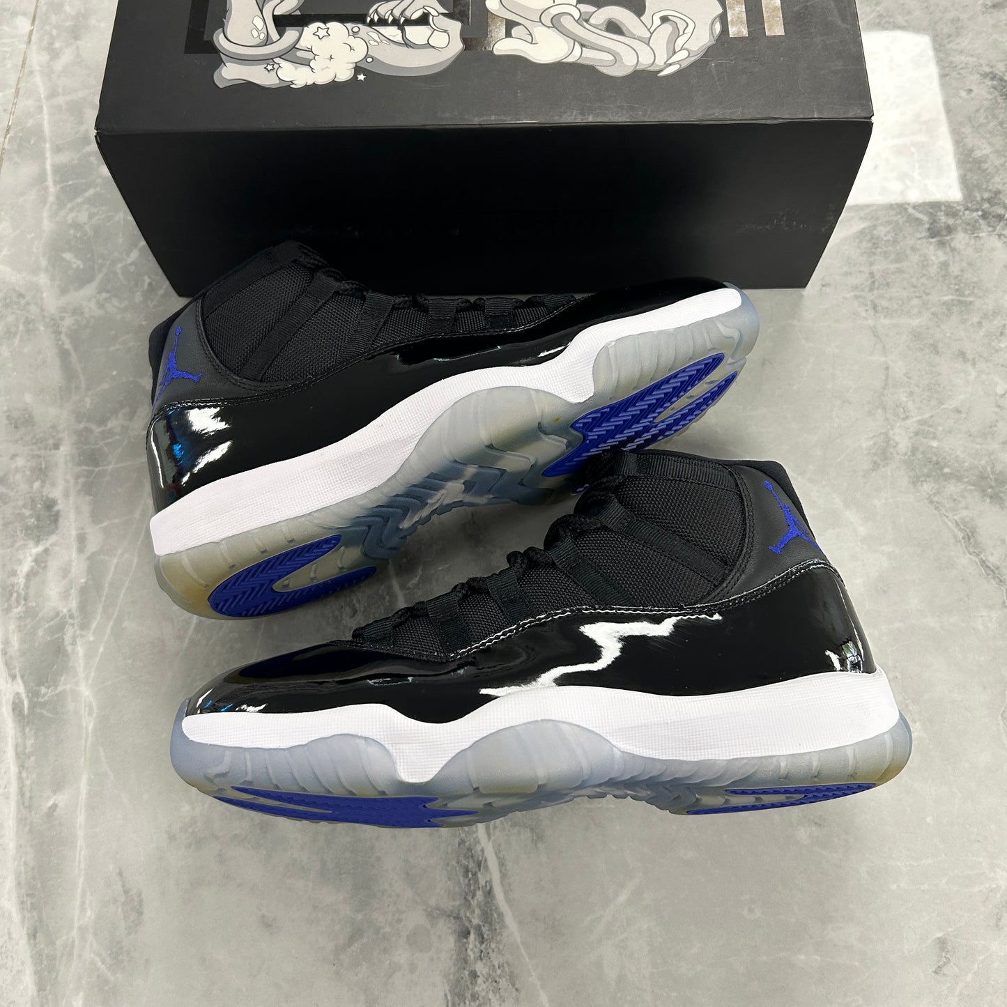 Air Jordan 11 Retro Space Jam
2016 (USED)