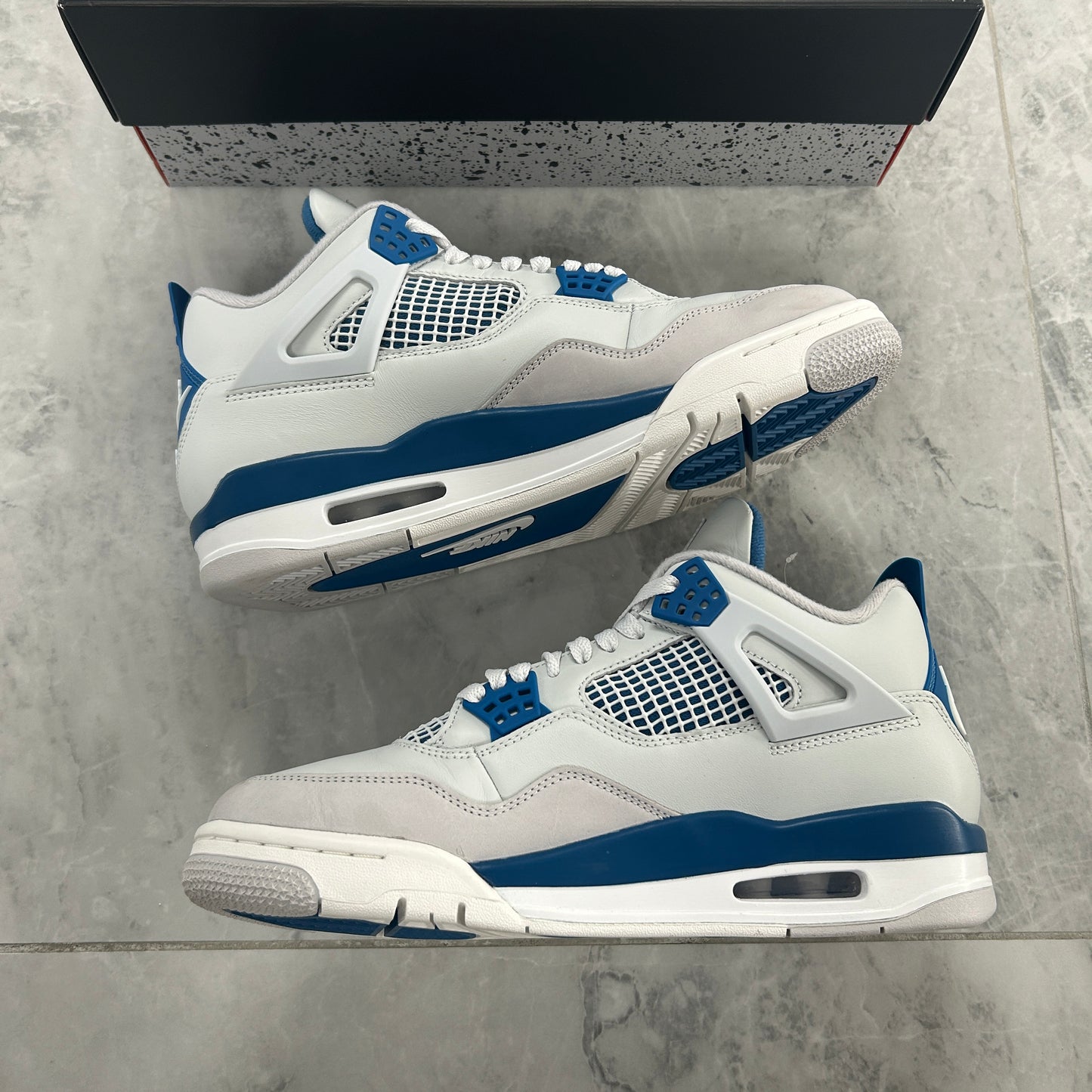 Jordan 4 Retro Military Blue (2024)(USED)
