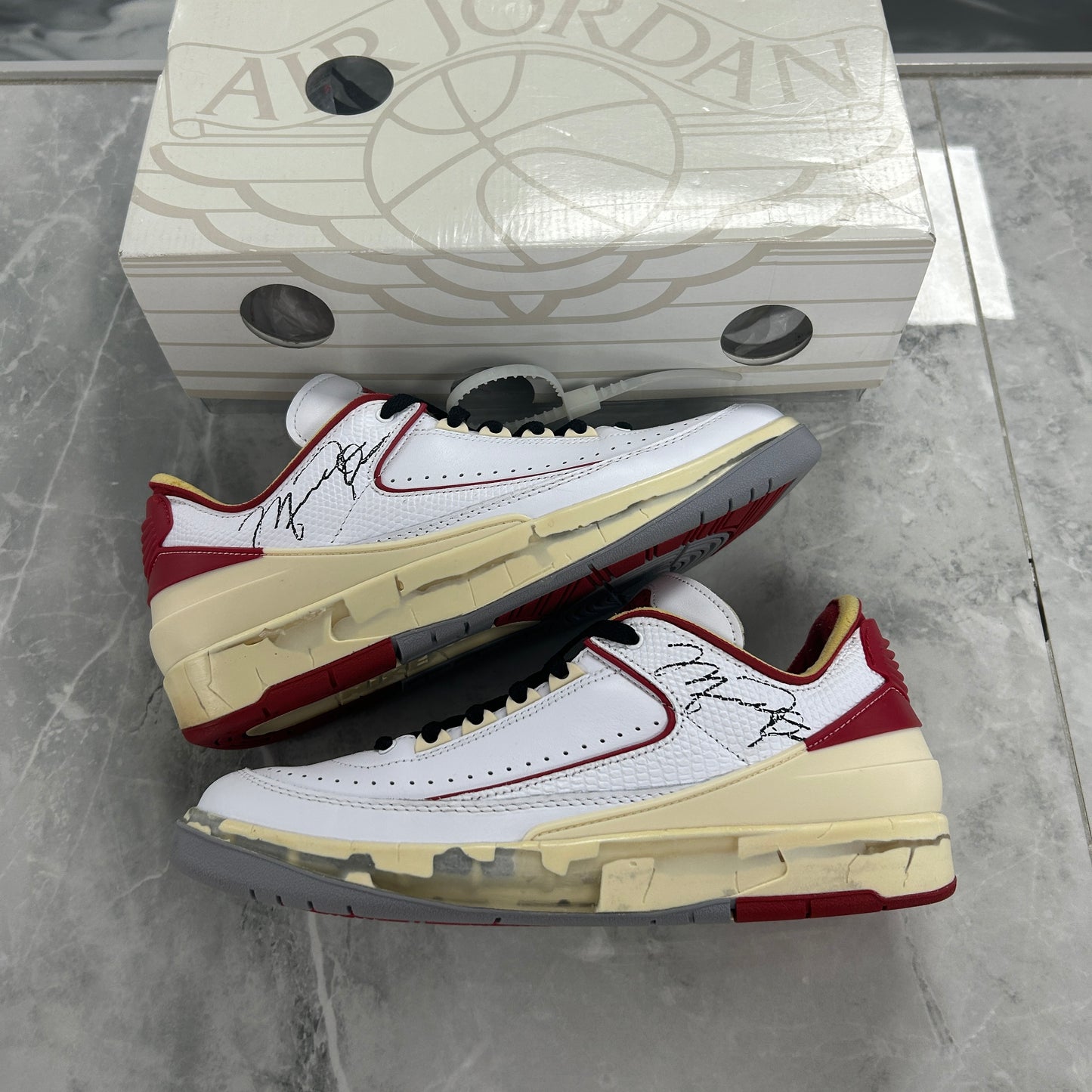 Jordan 2 Retro Low SP Off-White White Red (USED)
