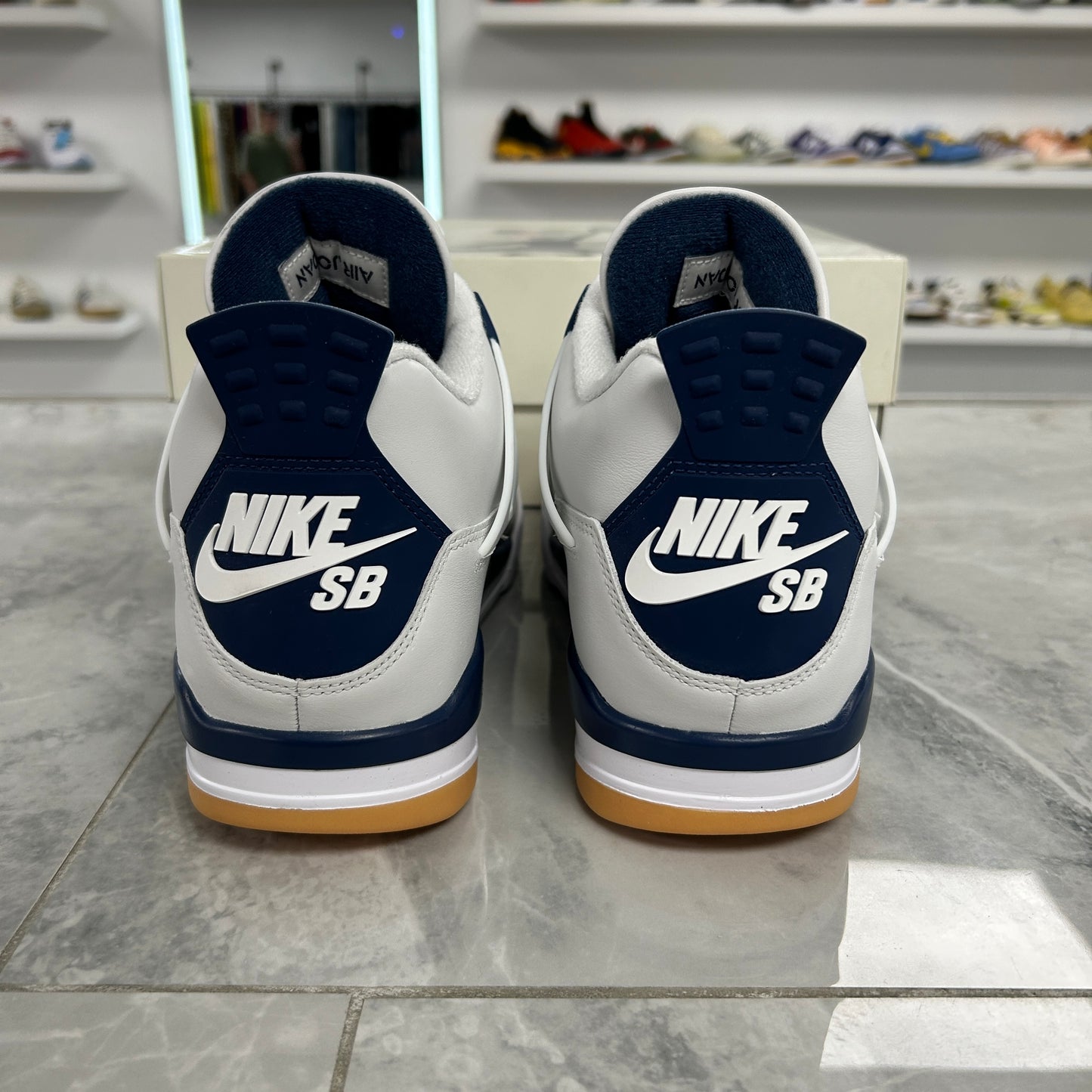 Jordan 4 Retro SB Navy (USED)