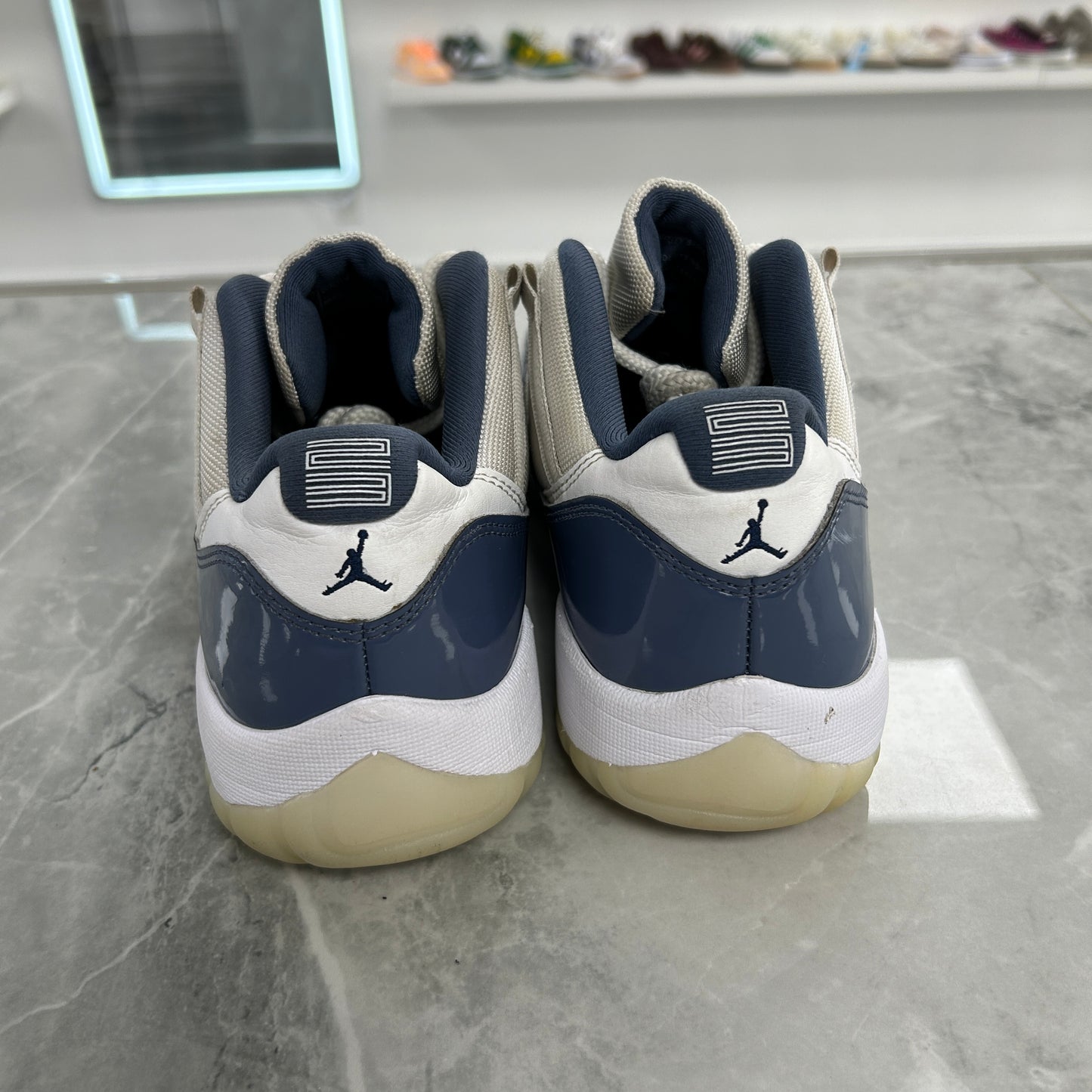 Air Jordan 11 Retro Low Diffused Blue (USED)
