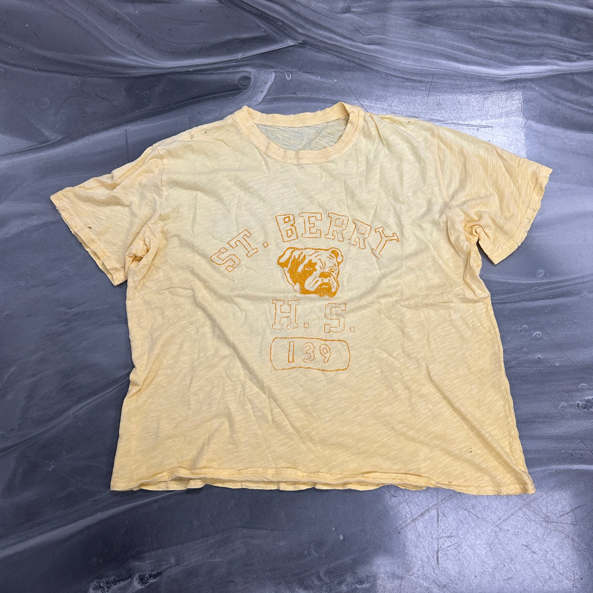 GV Gallery St Berry Tee Yellow - view 2
