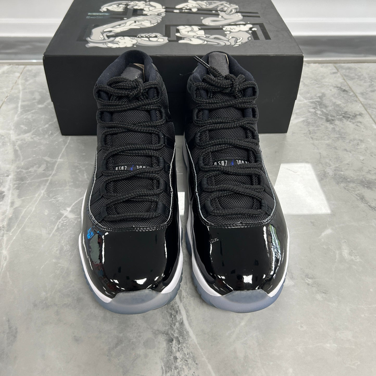 Air Jordan 11 Retro Space Jam
2016 (USED)