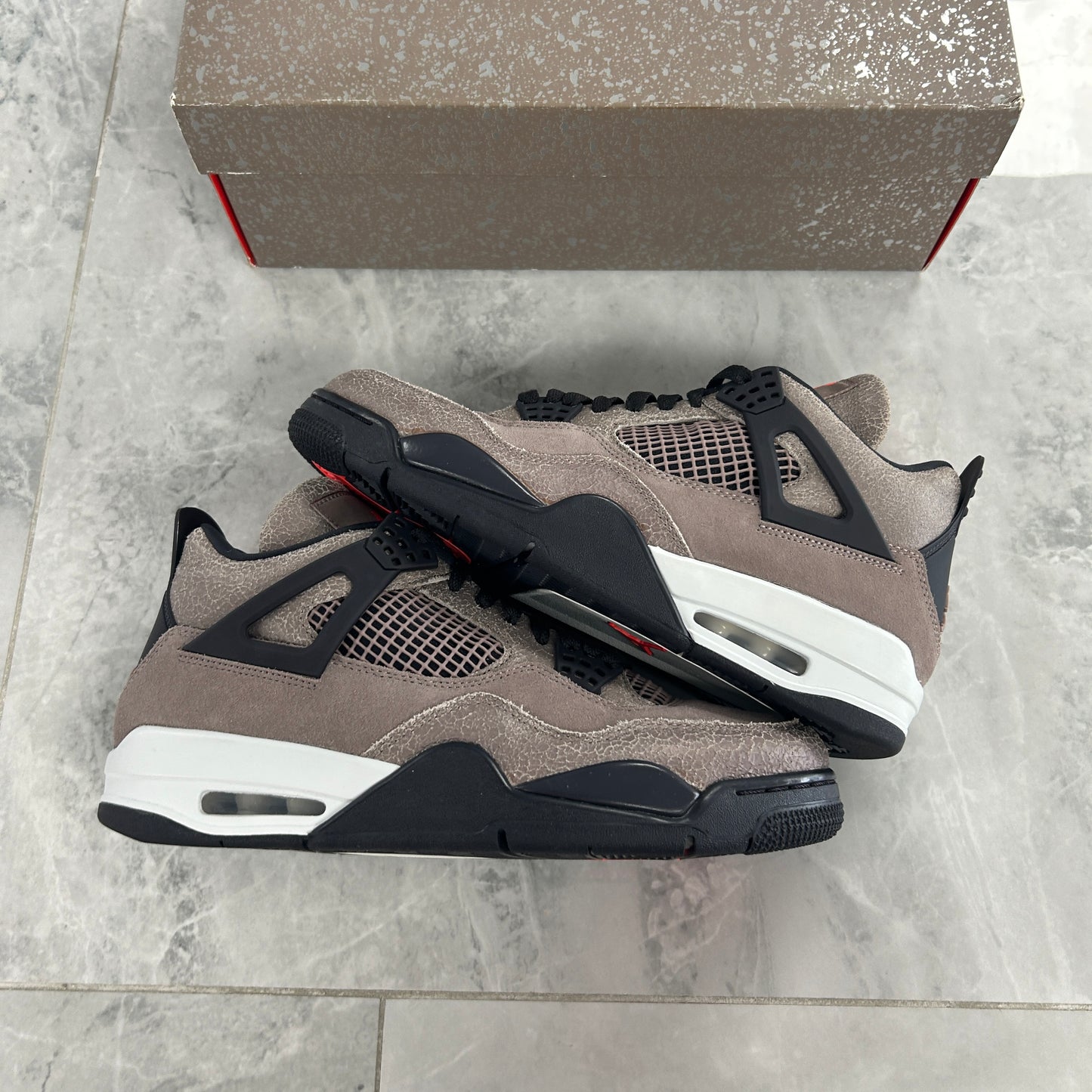 Jordan 4 Retro Taupe Haze (USED)