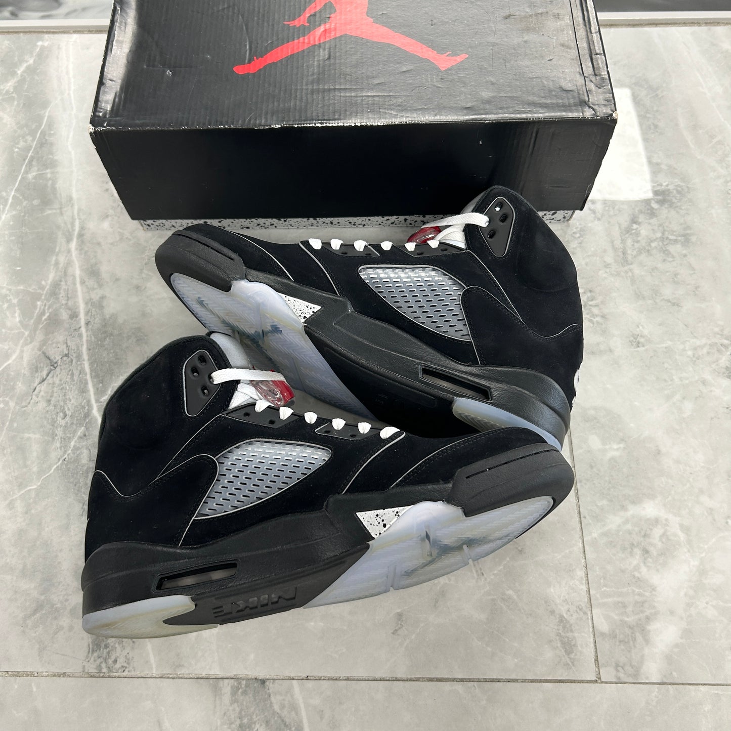 Jordan 5 Retro OG Black Metallic Reimagined (USED)