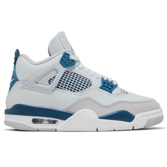 Air Jordan 4 Retro Military Blue
2024 (Used)