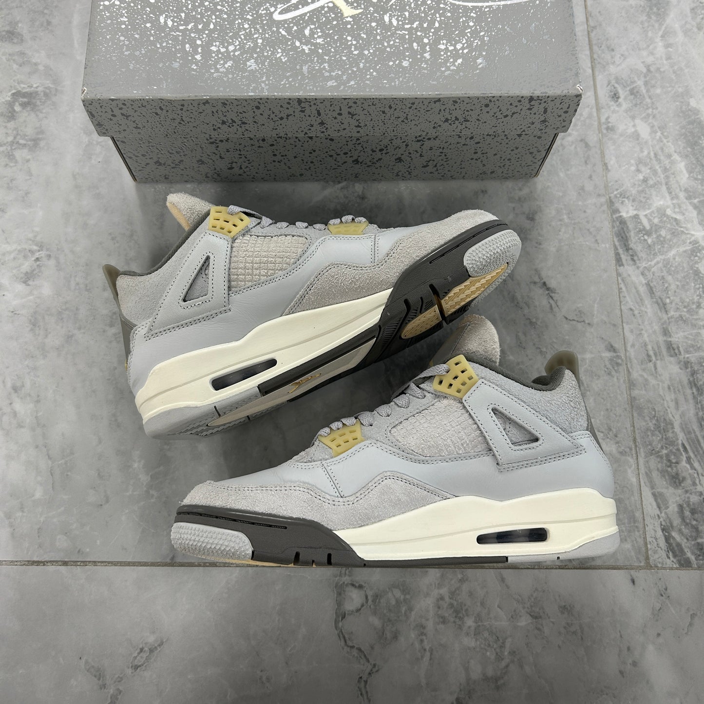 Air Jordan 4 Retro SE Craft Photon Dust (USED)