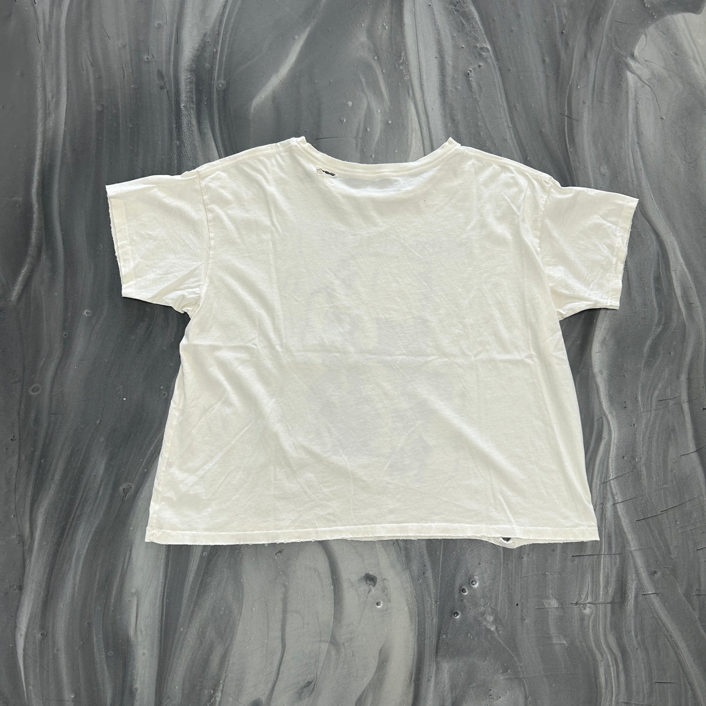 Notics Beloning To The Night Tee