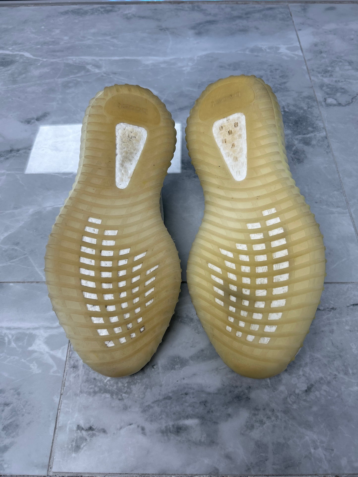 adidas Yeezy Boost 350 V2 Cream (USED NO BOX)