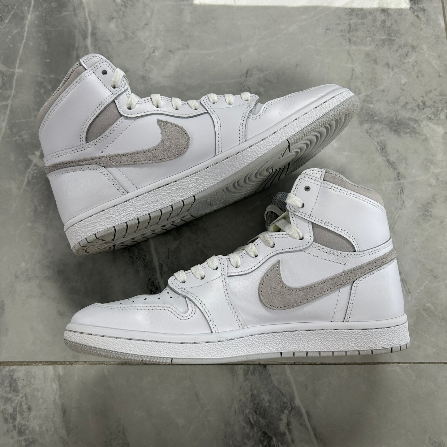 Jordan 1 Retro High '85 OG Neutral Grey (USED NO BOX)