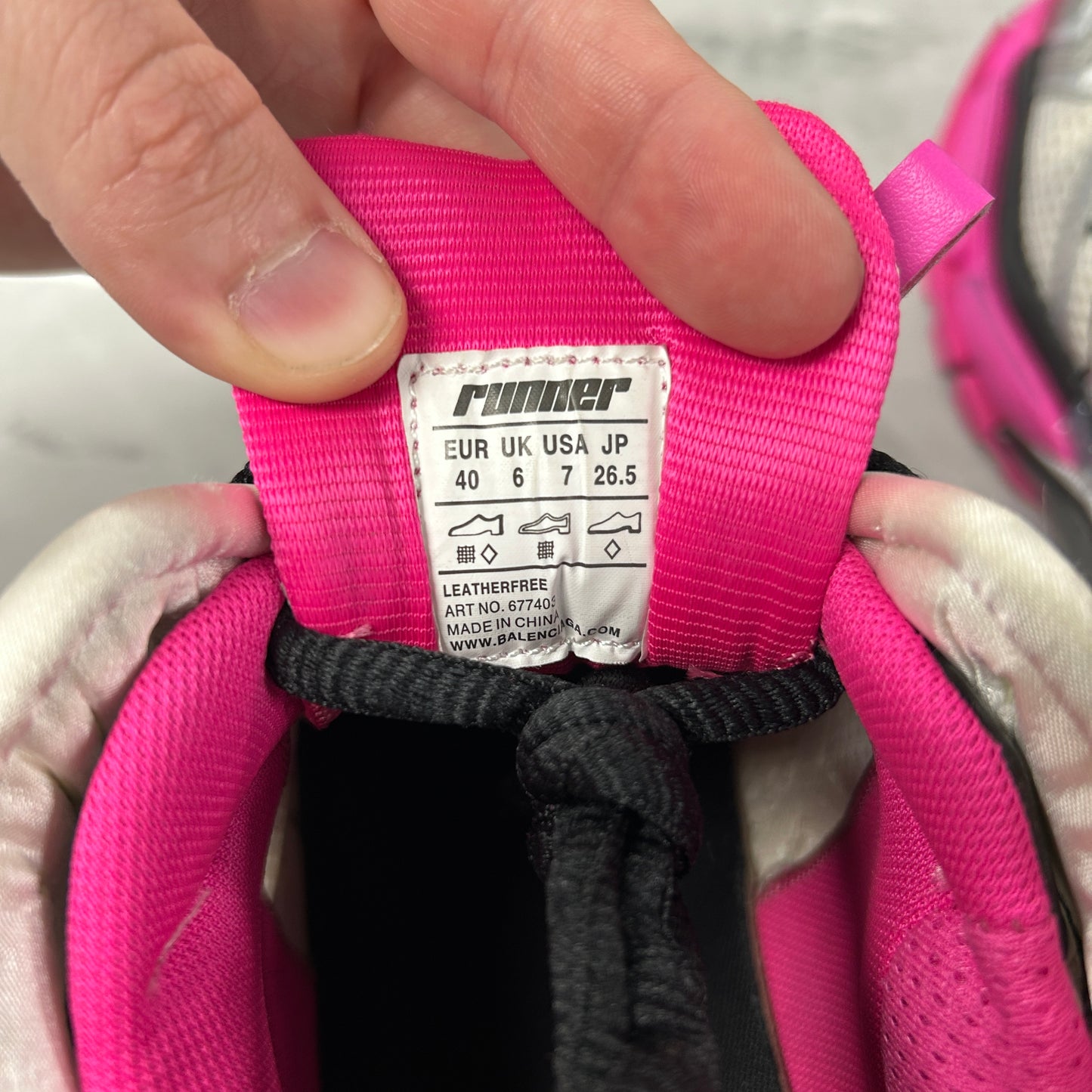 Balenciaga Runner White Black Pink (Used)(No Box)