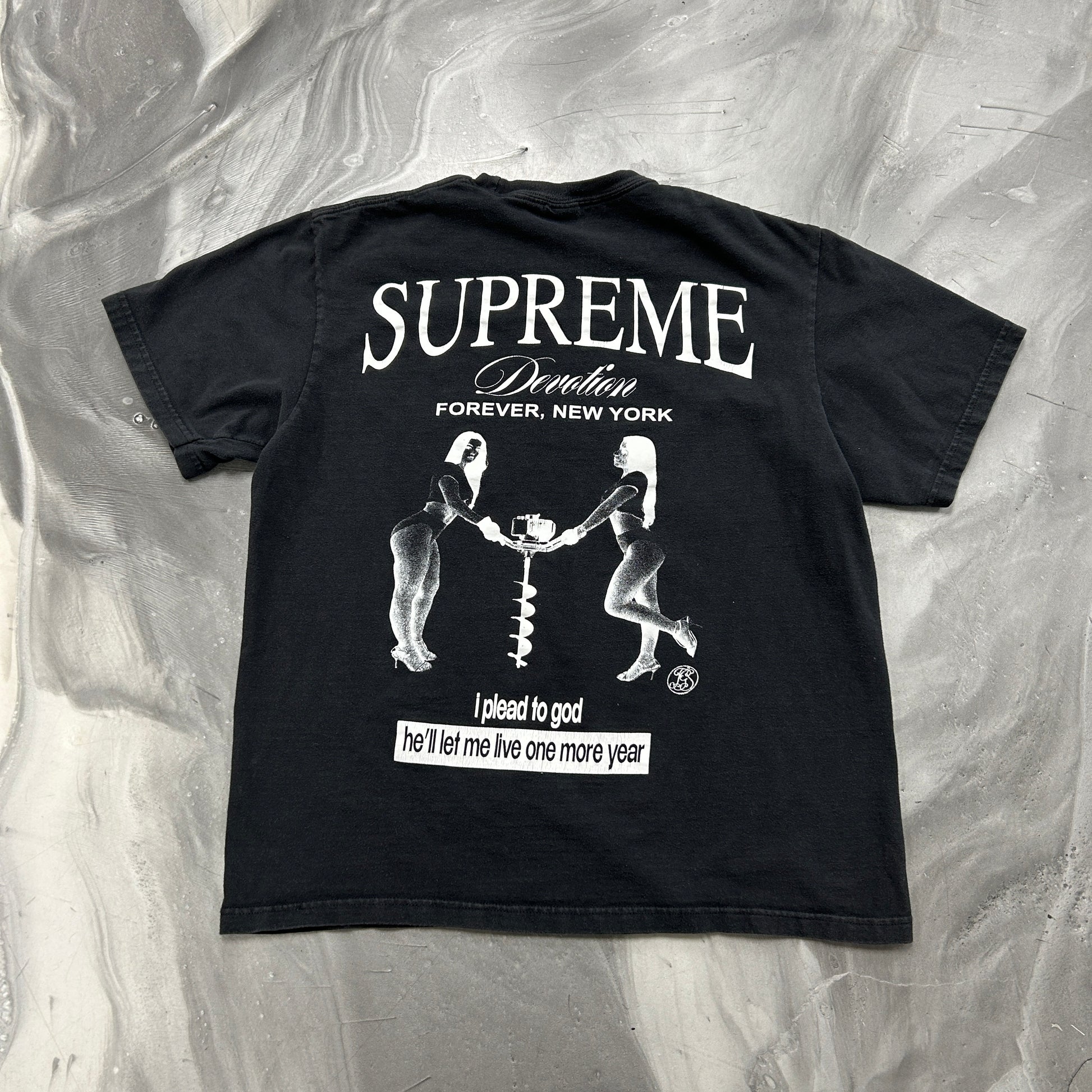 Supreme Devotion tee in black — view 3