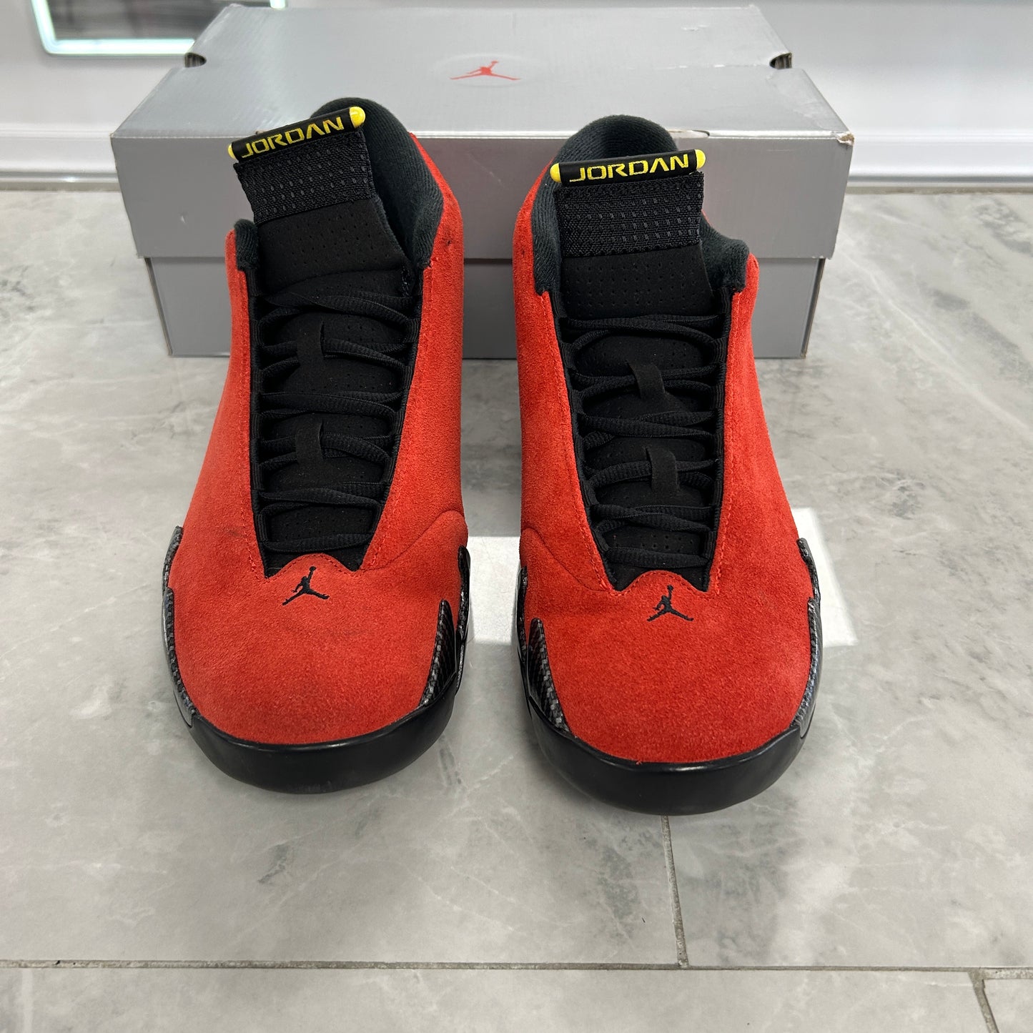 Jordan 14 Retro Ferrari (2025)(USED)