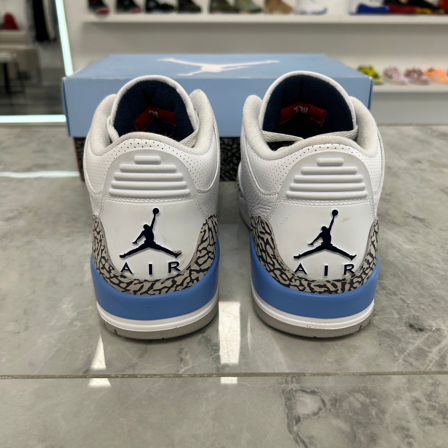 Air Jordan 3 Retro UNC (USED)