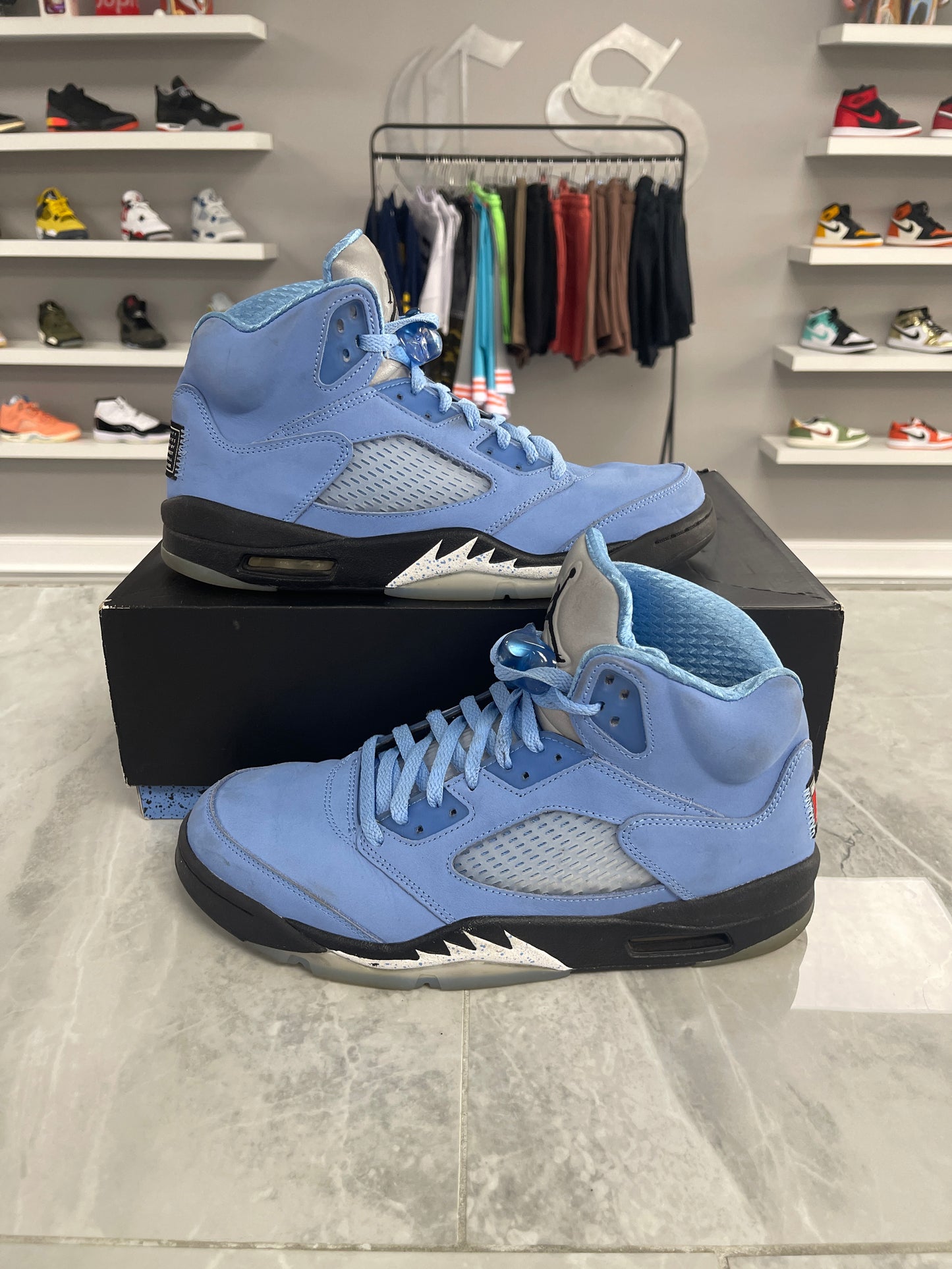 Jordan 5 Retro UNC University Blue (USED)