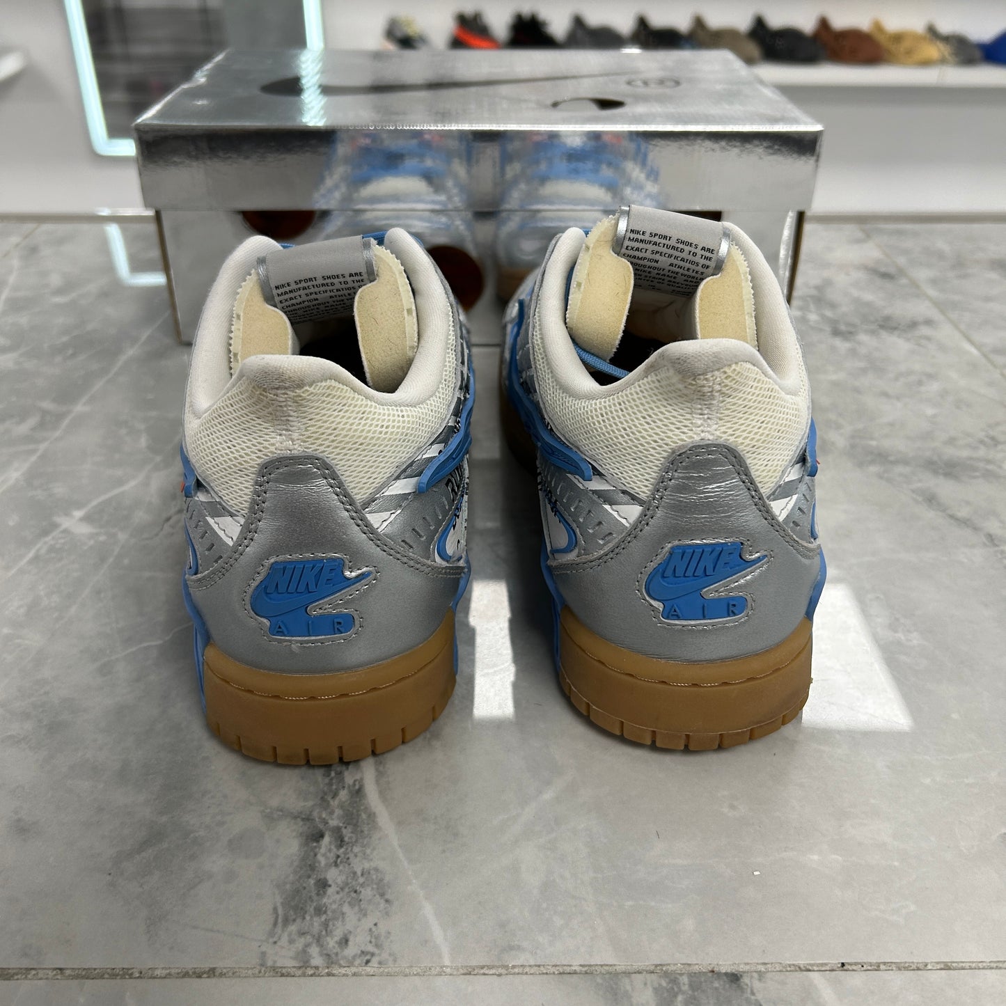 Nike Air Rubber Dunk Off-White UNC (USED)