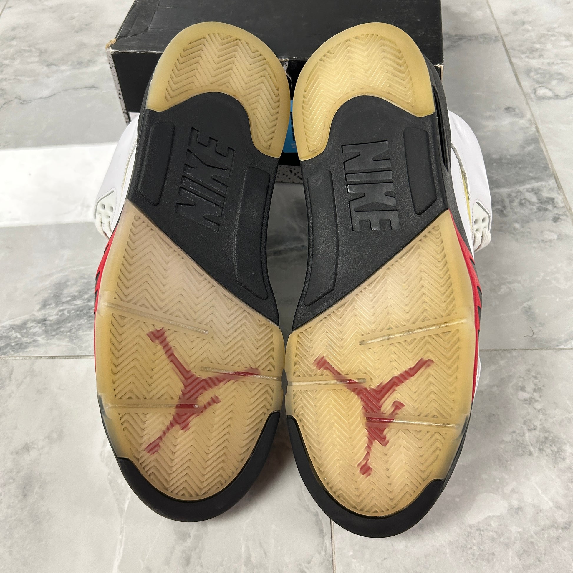 Air Jordan 5 Retro Fire Red (2020) - view 6