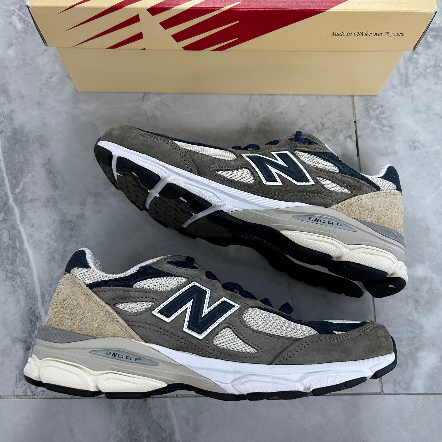 New Balance 990v3 MiUSA Grey Blue Olive (USED)