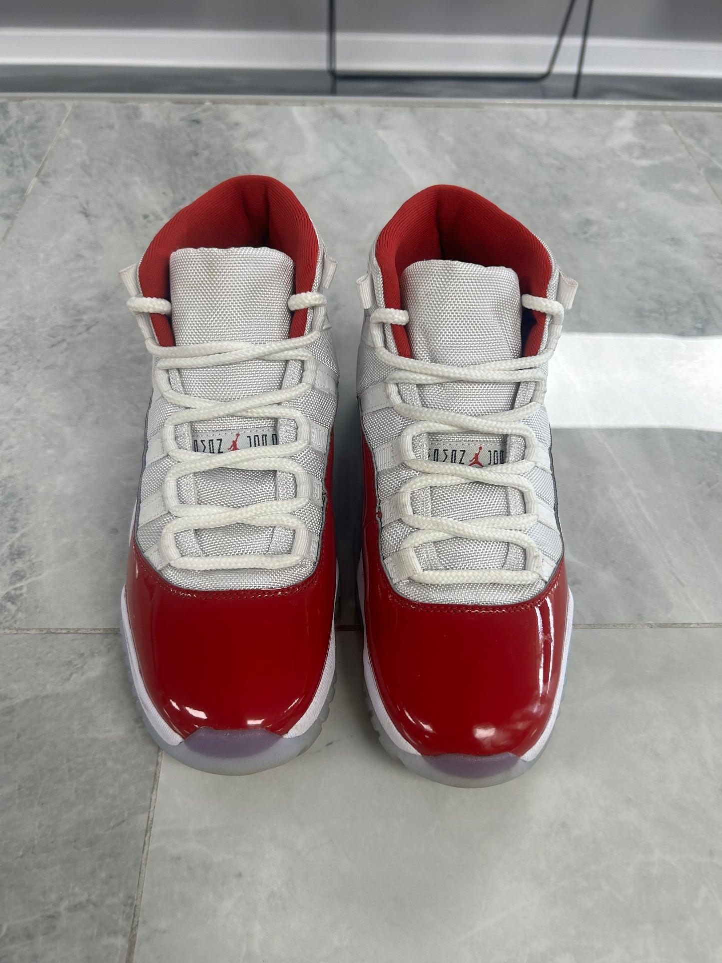 Jordan 11 Retro Cherry (2022)(USED NO BOX)