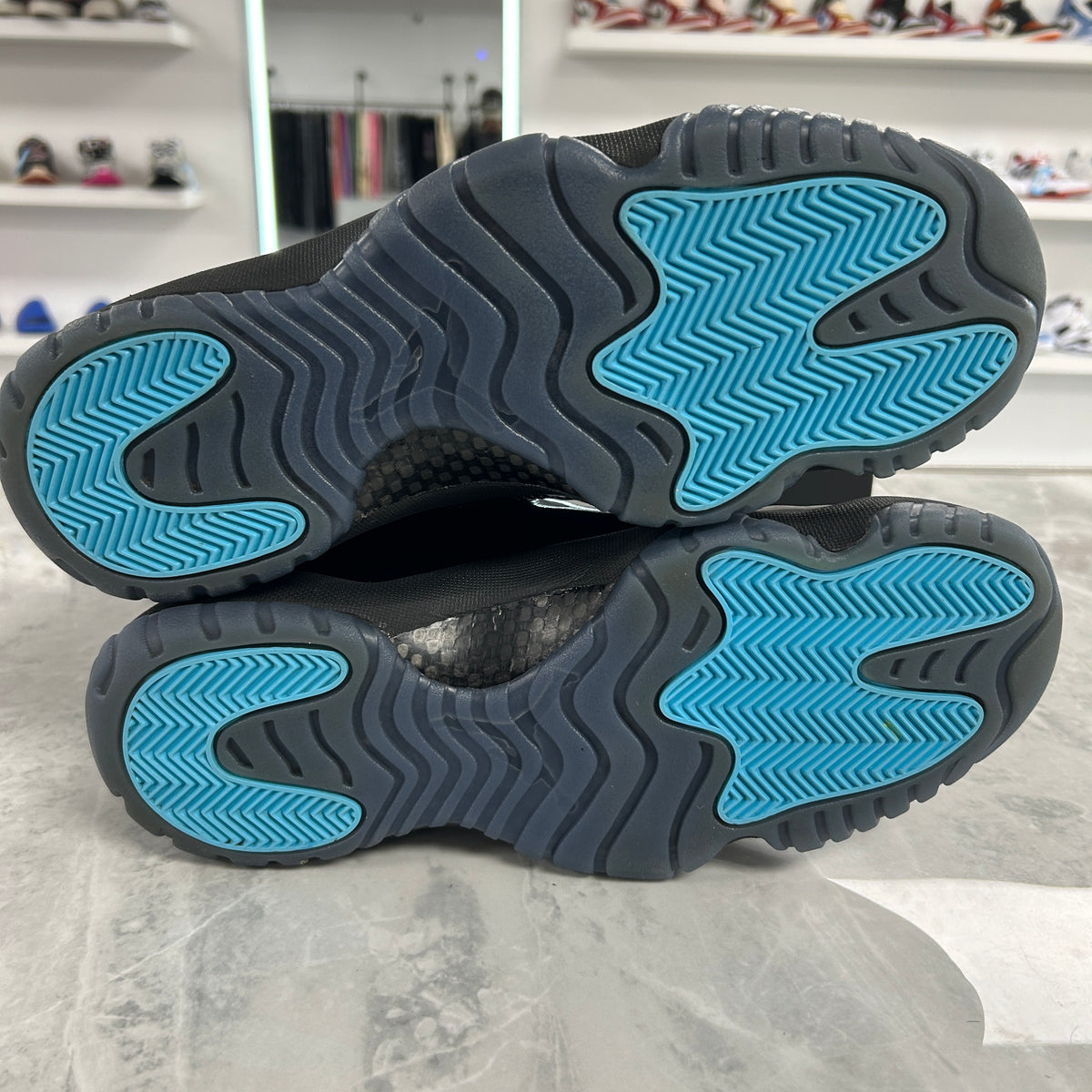 Jordan 11 Retro Gamma Blue (2025) - view 6