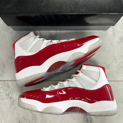 Air Jordan 11 Retro Cherry (USED)