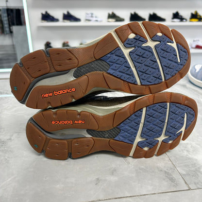 New Balance 990v3 MiUSA Bodega Here To Stay - view 6