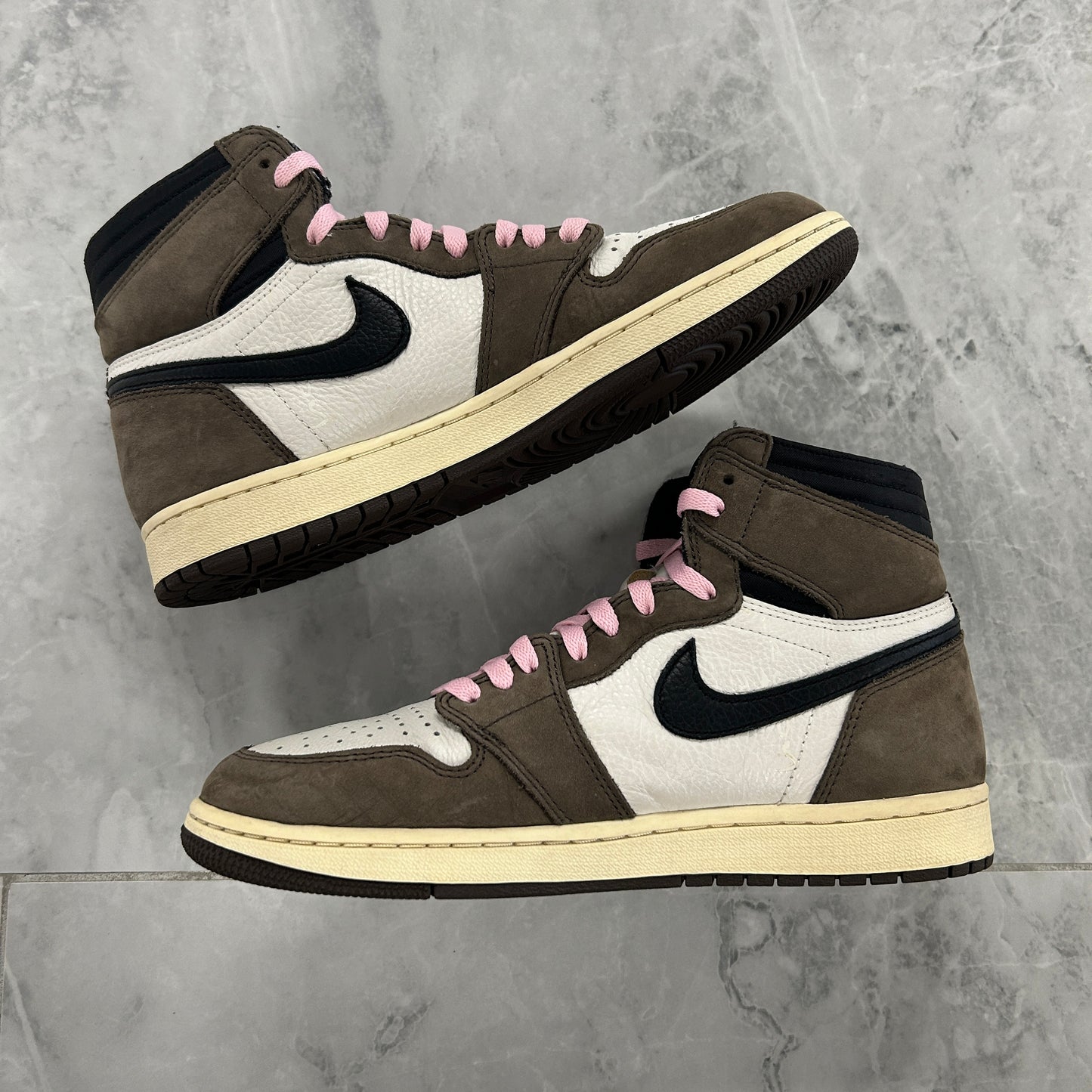 Travis Scott Jordan 1 Retro High OG Mocha (USED NO BOX)