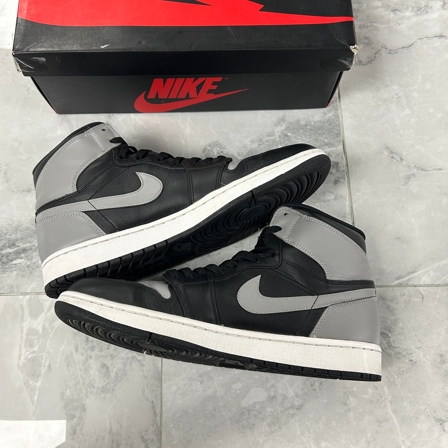 Jordan 1 High Retro Shadow (2013)(USED)