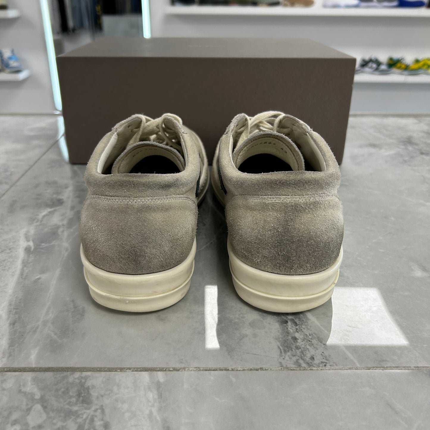 Rick Owens Luxor Vintage Low Milk
Black (Used)