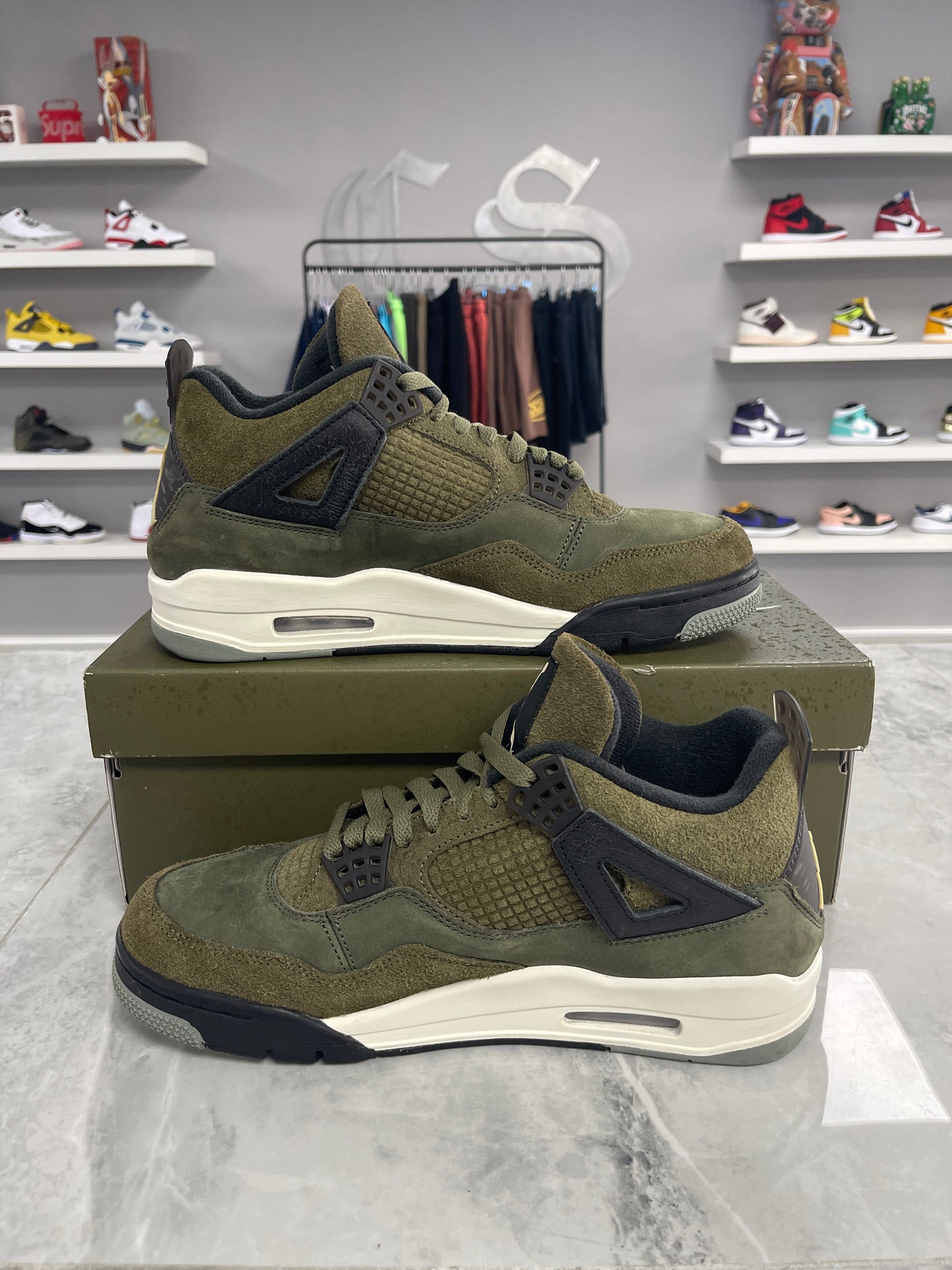 Jordan 4 Retro SE Craft Medium Olive (USED)