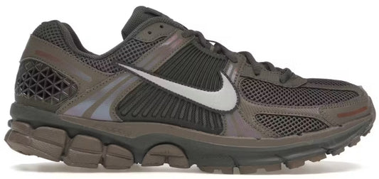 Nike Zoom Vomero 5 Cave Stone