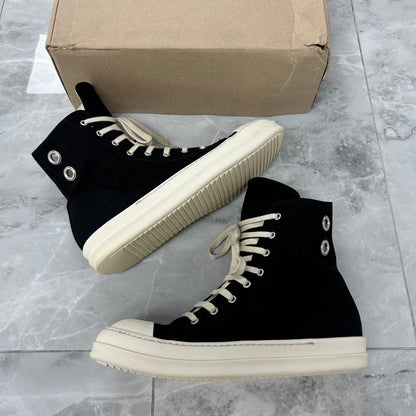 Rick Owens Lido DRKSHDW High
Black Milk (USED)