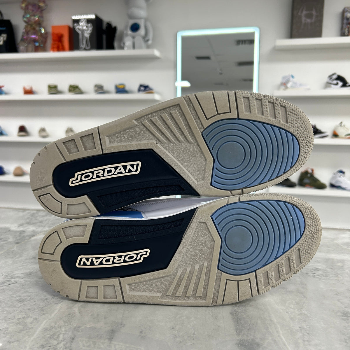 Jordan 3 Retro UNC (2020) - view 6