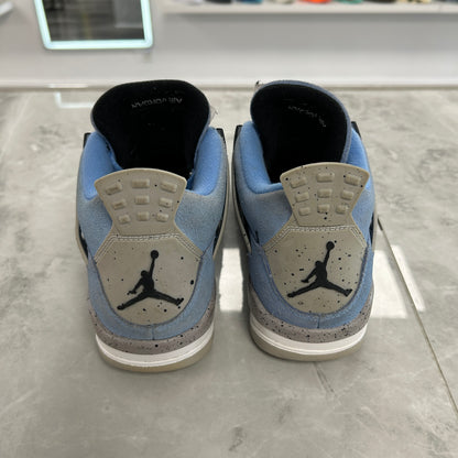 Air Jordan 4 Retro University
Blue (USED NO BOX)