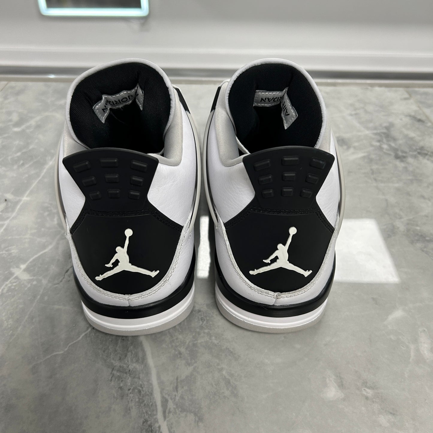 Jordan 4 Retro Military Black (USED NO BOX)