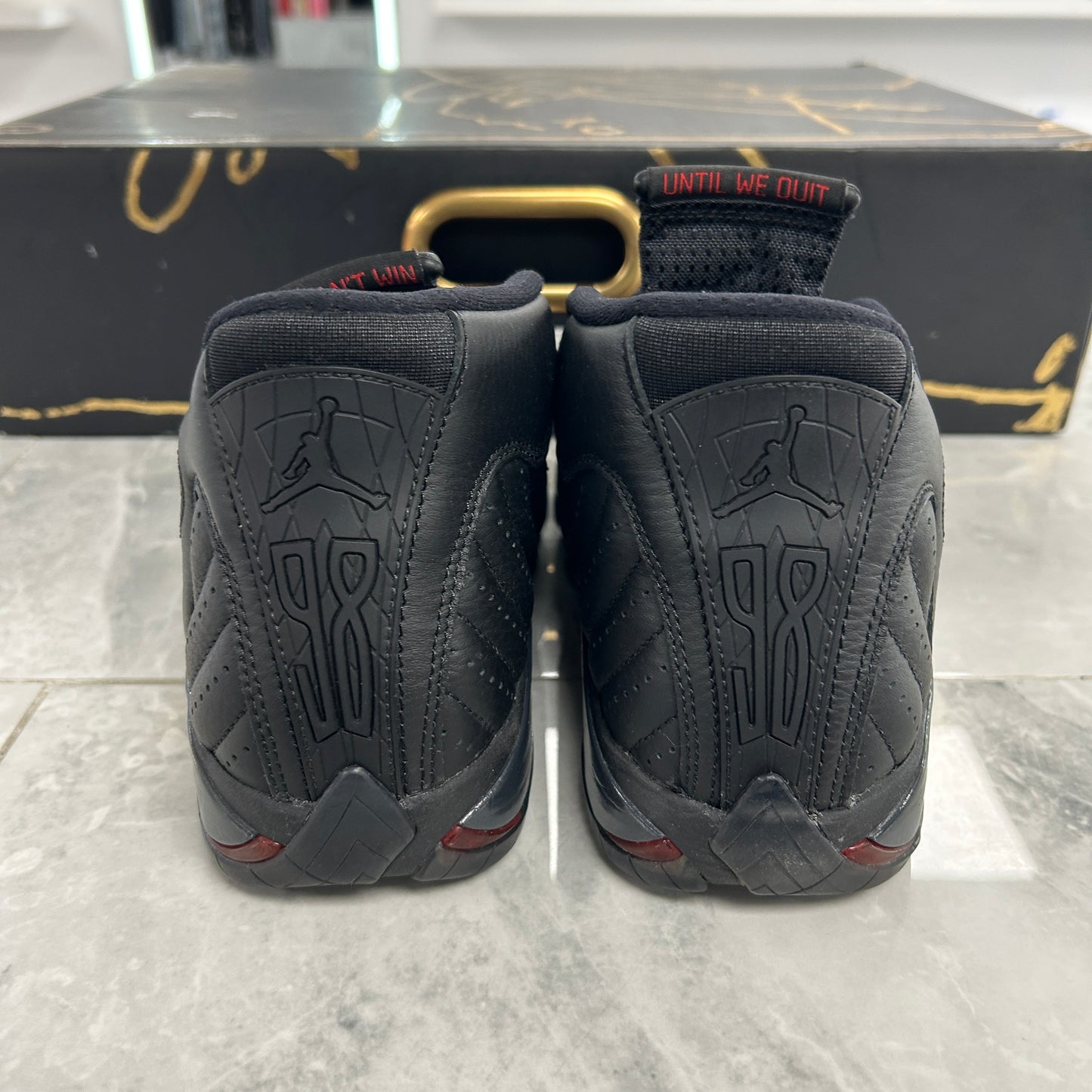 Jordan Defining Moments Pack Last Shot (USED)