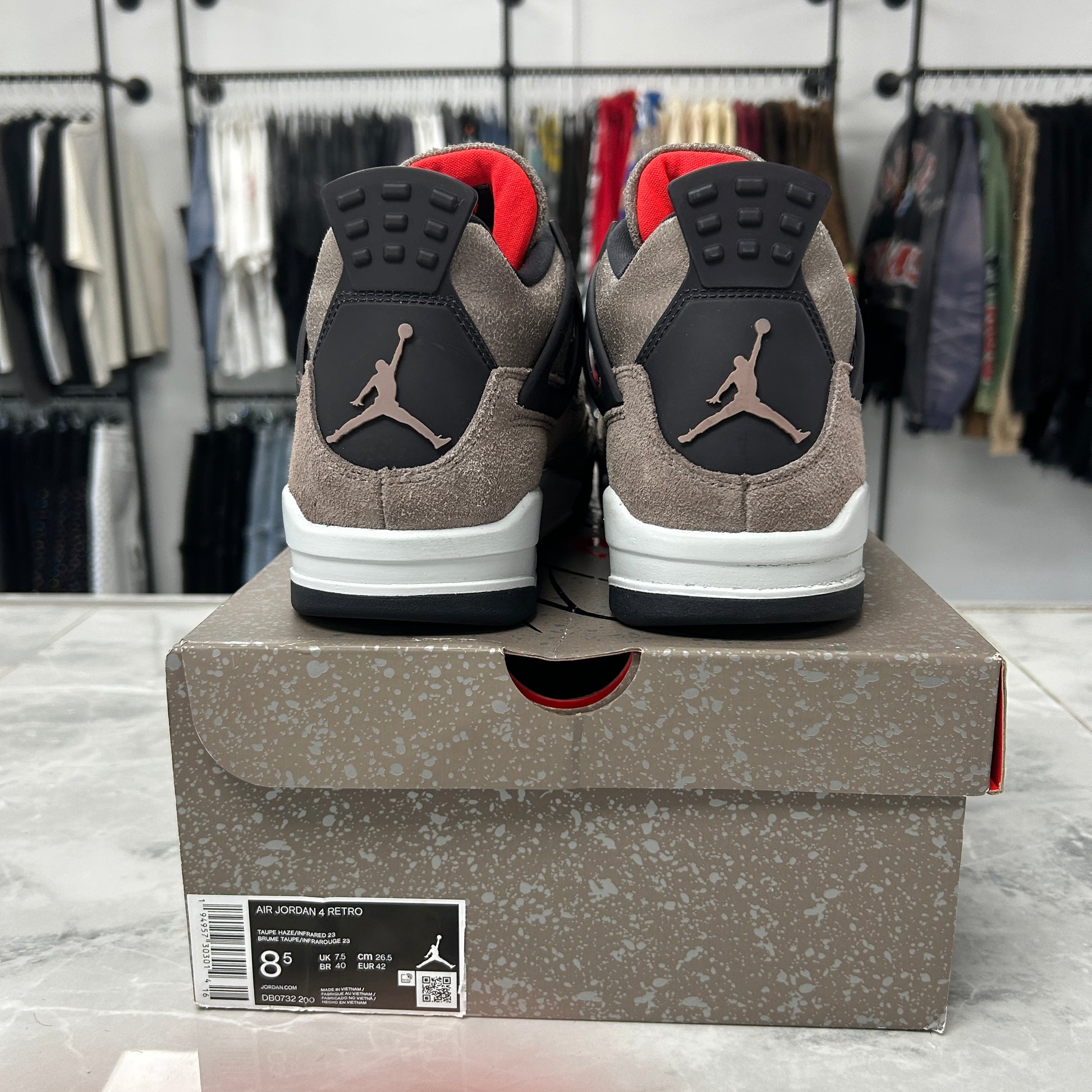 Jordan 4 Retro Taupe Haze - view 4