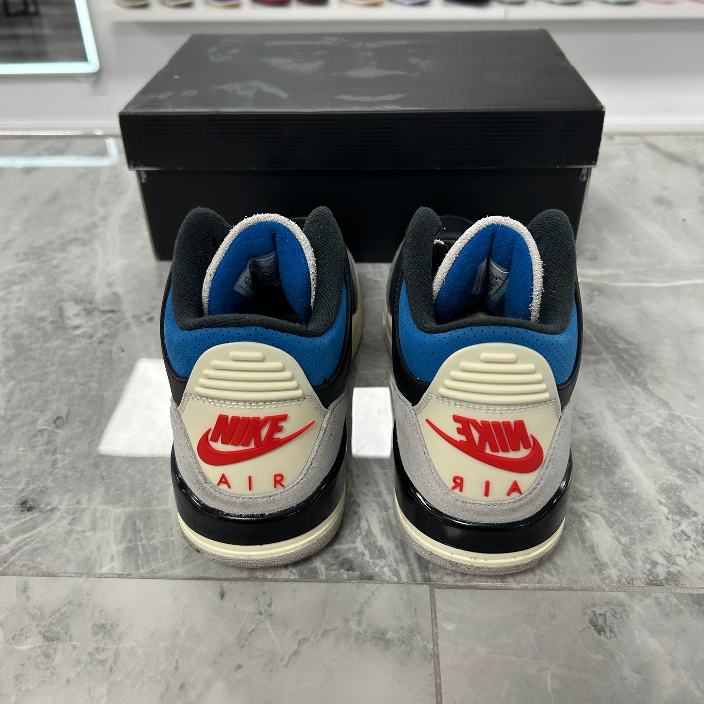 Jordan 3 Retro OG Rare Air (USED)
