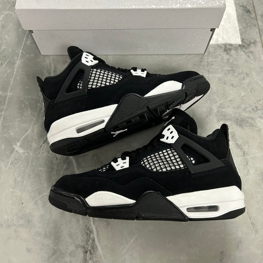 Jordan 4 Retro White Thunder - view 2