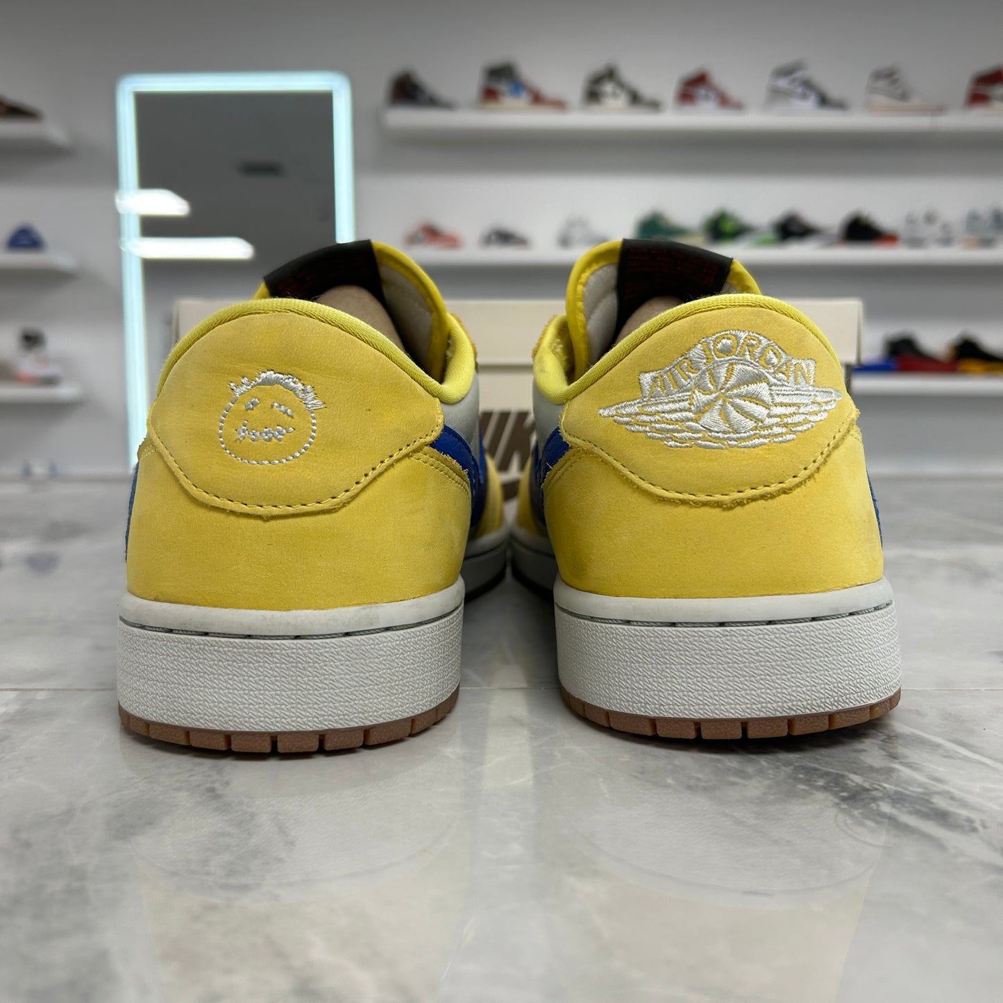Air Jordan 1 Retro Low OG SP Travis Scott Canary (Used)