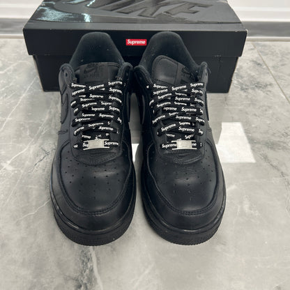 (SZ 9.5M)(USED) Nike Air Force 1 Low Supreme Black