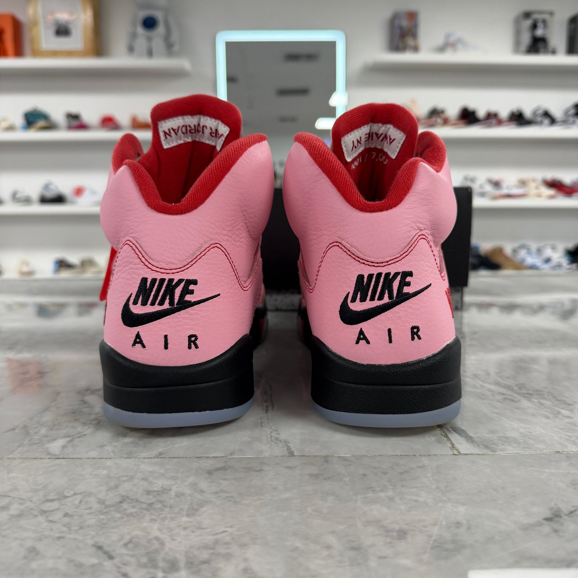 Jordan 5 Retro Awake NY Arctic Pink - view 5