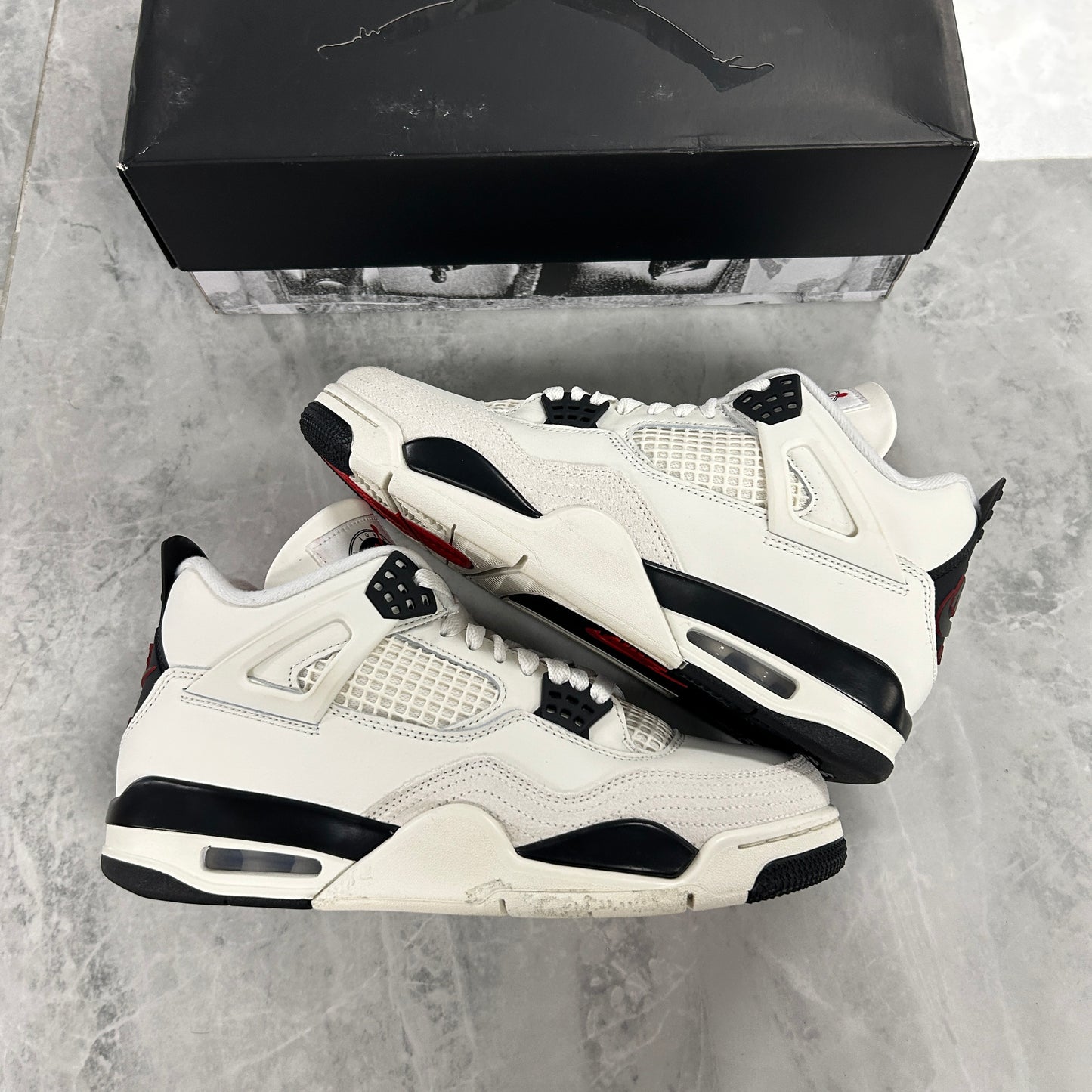 Jordan 4 Retro Flight Club (USED)
