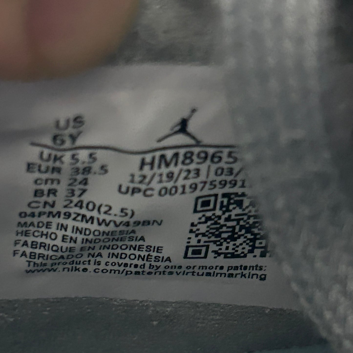 Jordan 4 Retro Paris Olympic Wet Cement - view 7